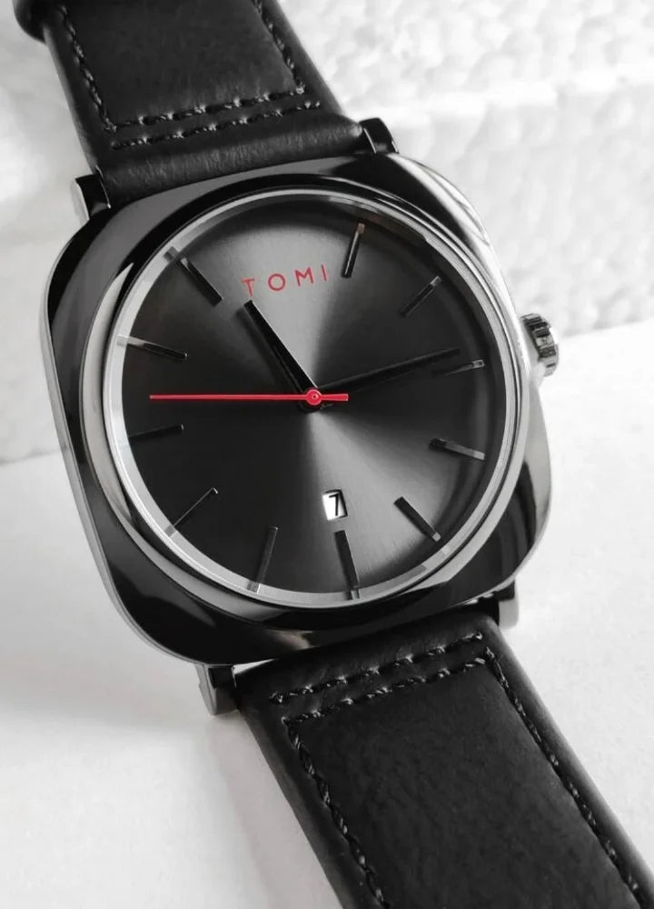 TOMI Leather Strap Men's Watch – All Black Elegance TM-005