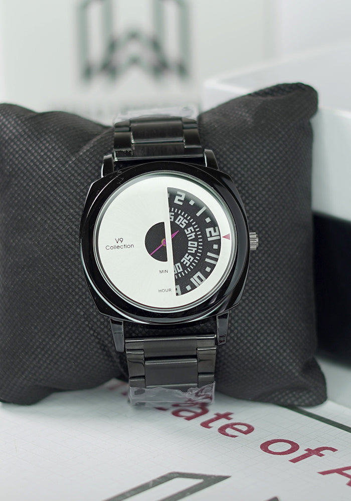 V9 Elegant Men’s Luxury Black & Silver Stylish Dial Watch B-014