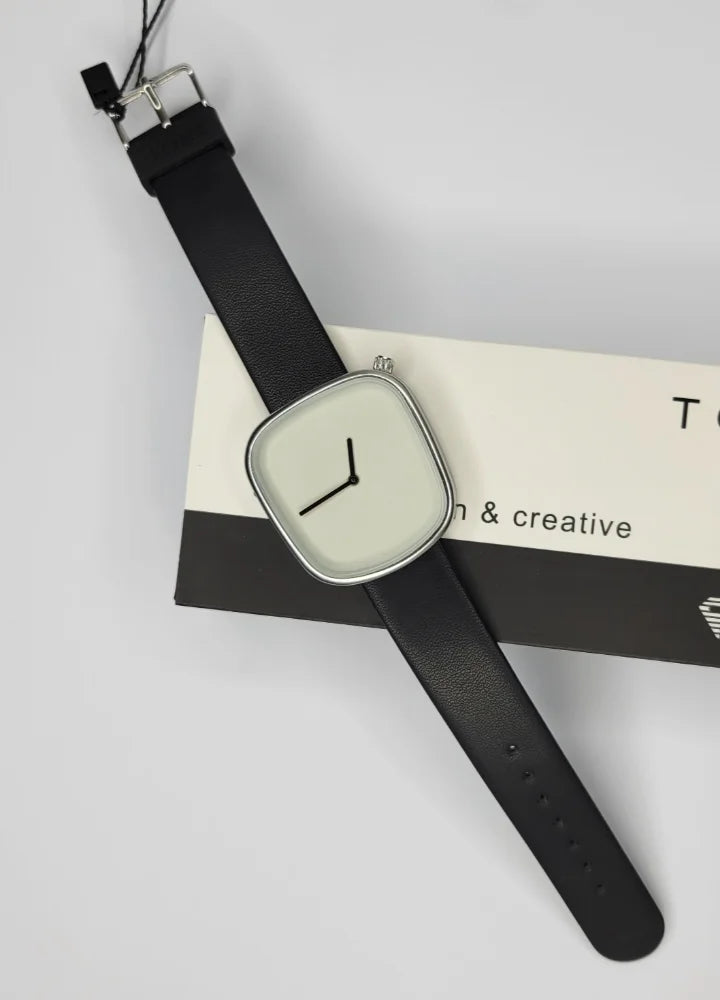 Classic Black Strap Watch – Simple & Stylish TM-020